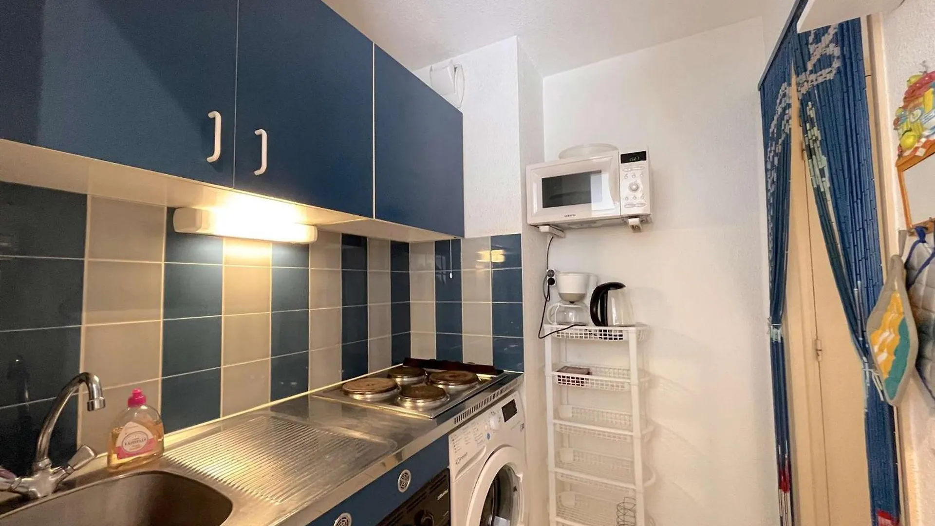 Appartement 2 Pieces A Frejus, Proche Plage - Fr-1-226A-199 0*, Frejus